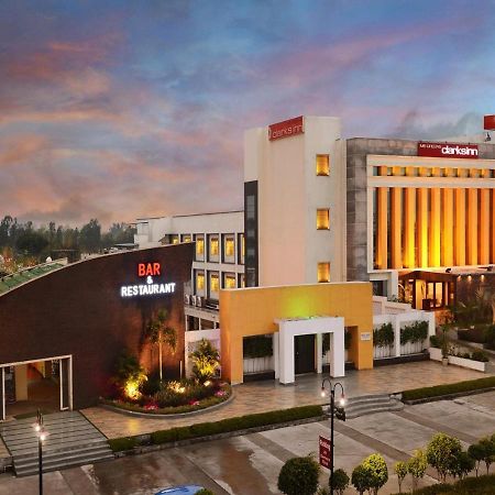 M B Greens Clarks Inn Moradabad Ngoại thất bức ảnh