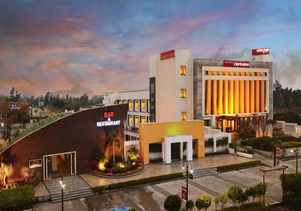 M B Greens Clarks Inn Moradabad Ngoại thất bức ảnh