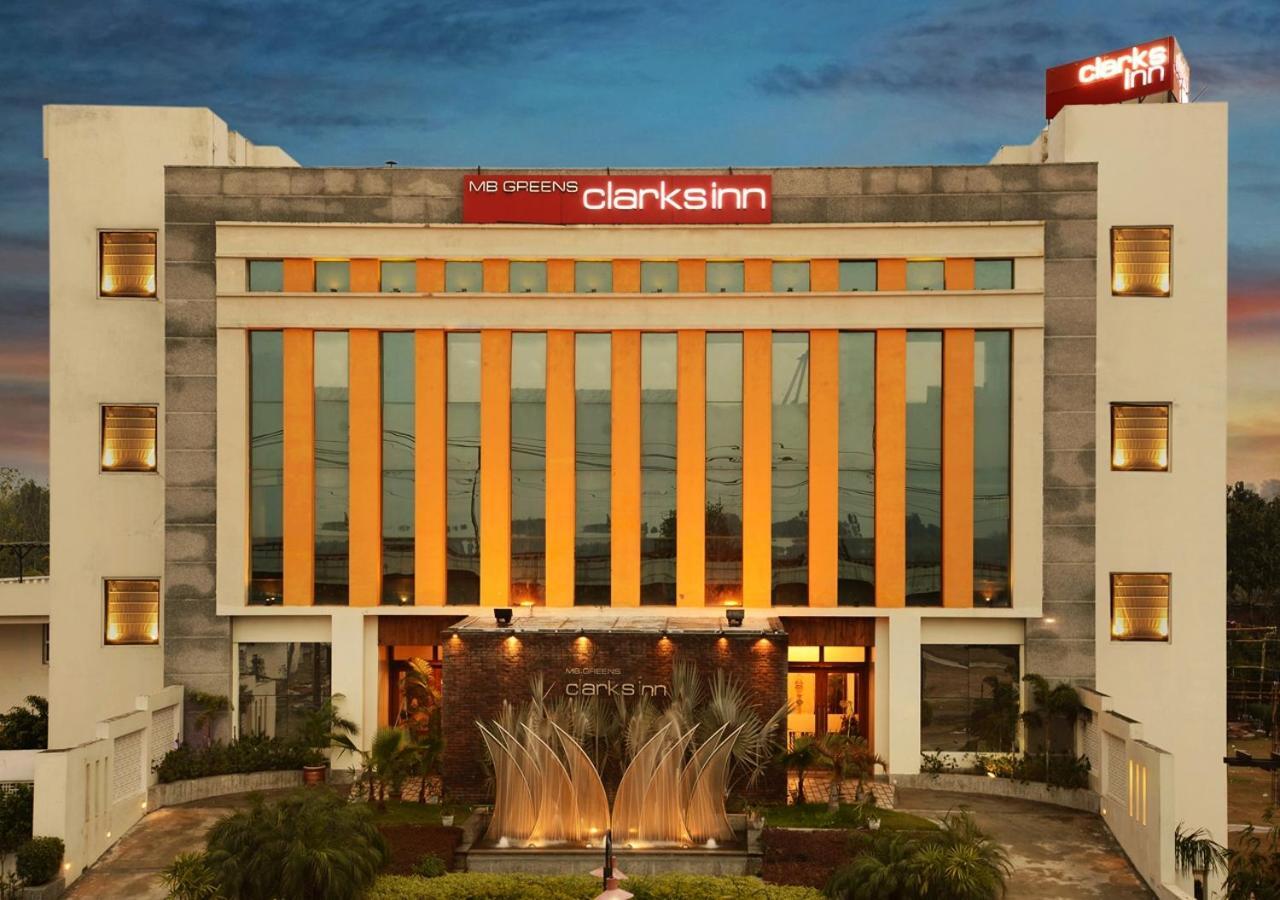 M B Greens Clarks Inn Moradabad Ngoại thất bức ảnh